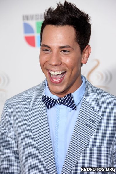 christian-chavez-premios-lo-nuestro-2009-012.jpg