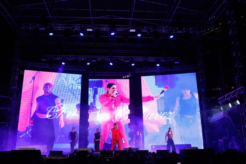 000-christian-monumental-001