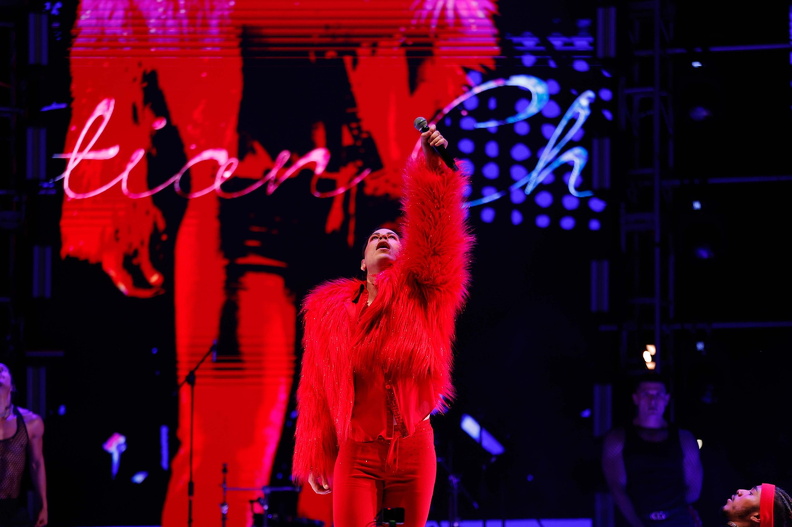 000-christian-monumental-006