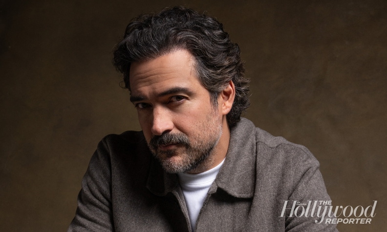 alfonso-herrera-the-hollywood-reporter-2026-003